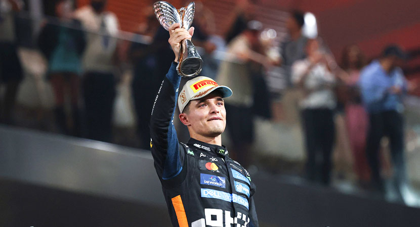 激动人心的 足球比赛 - 头球攻门